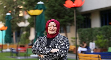 “Sağlıklı ilişkiler, yalnızlık duygusuyla baş edebilmek için önemli”