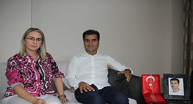 “Dünya ülkelerini dize getiren Cumhurbaşkanına hakaret edemezsiniz”