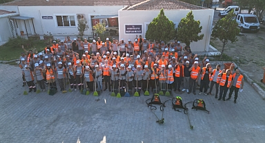 Menemen Belediyesi'nden Dünya Temizlik Günü Etkinliği