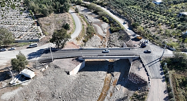 Nif Çayı Köprüsü yenilenerek trafiğe açıldı 
