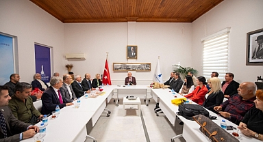 Soyer’e destek ziyaretleri