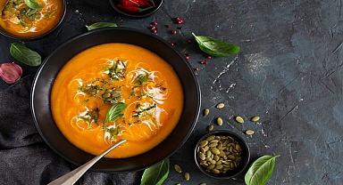 Yemeklerde zerdeçal ve karabiberi birlikte kullanın!