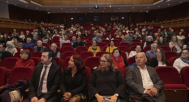 İzmir'de okumanın yaşı yok