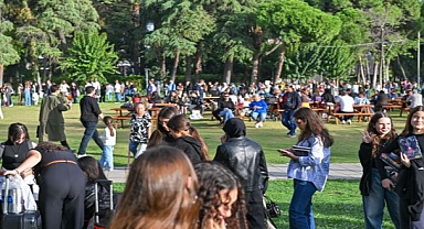 Edebiyat dünyasının kalbi Kültürpark’ta attı