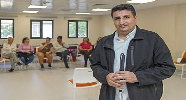 Hissederek dans ettiler