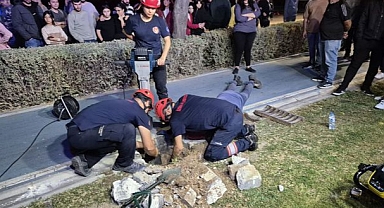 Mazgala düşen kayıp köpek ve kediler itfaiyenin çabasıyla kurtarıldı