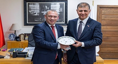 İzmir ve Macaristan Arasında Kardeş Kent İş Birliği Başlıyor