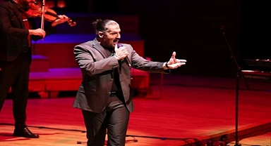 İzmirli opera sanatçısı, 30. sanat yılında İzmirliler ile buluştu