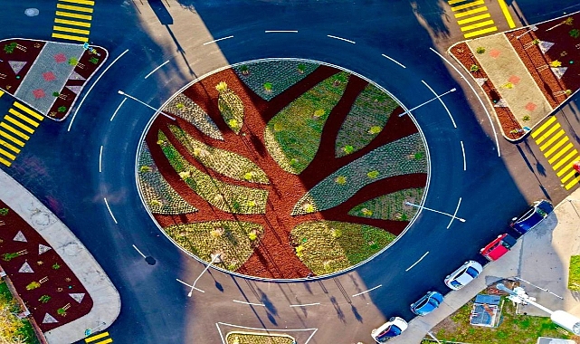 Kavşaklar sanat eserine dönüşüyor