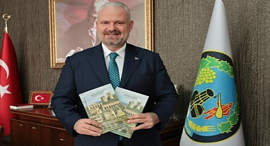 Menemen tarihi 2 cilt kitap oldu